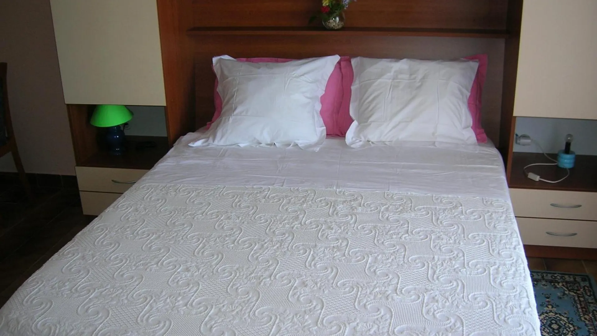 Family Friendly Apartments With A Swimming Pool Kali, Ugljan - 23026 0*, Kali Croatia