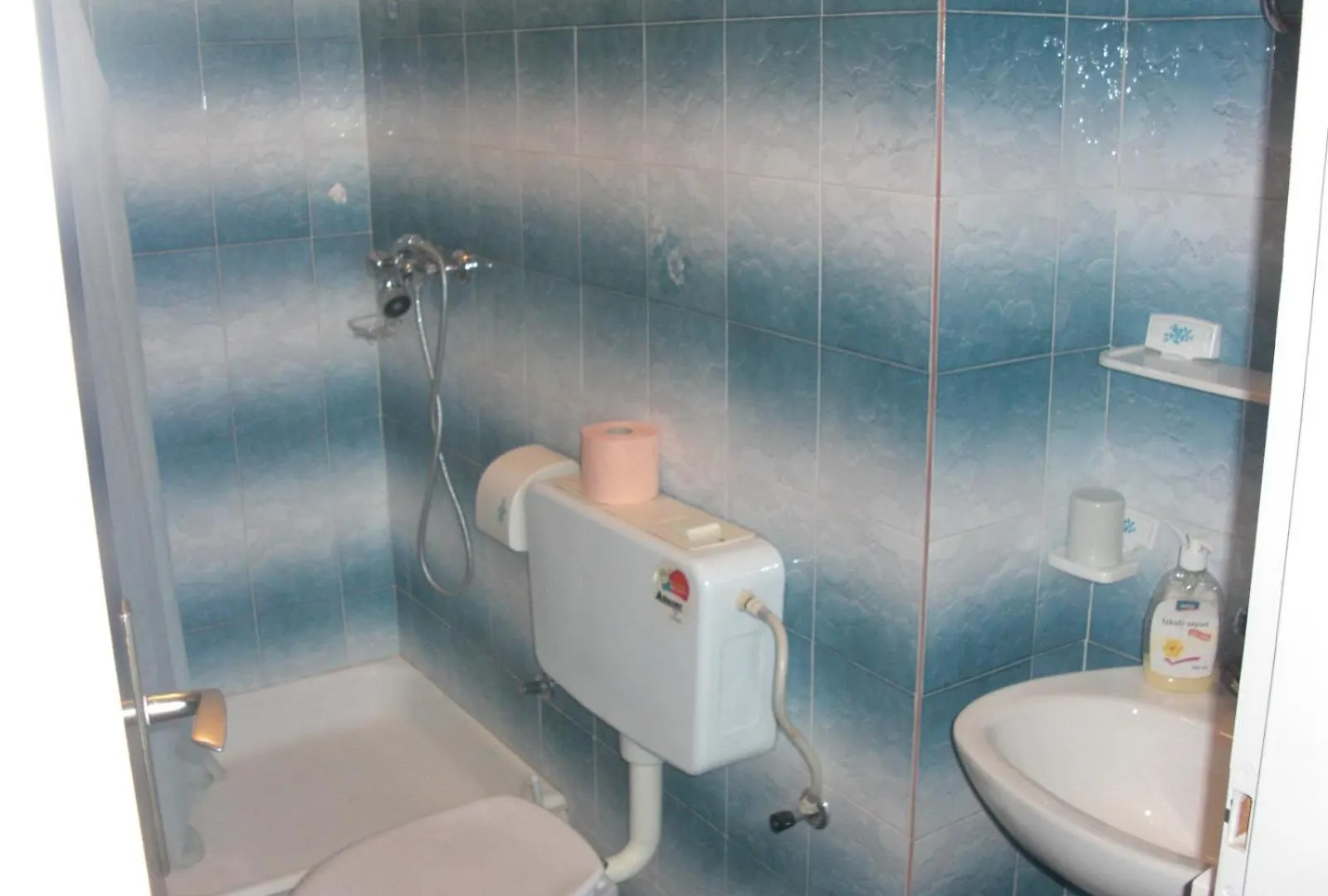 Family Friendly Apartments With A Swimming Pool Kali, Ugljan - 23026  Kali