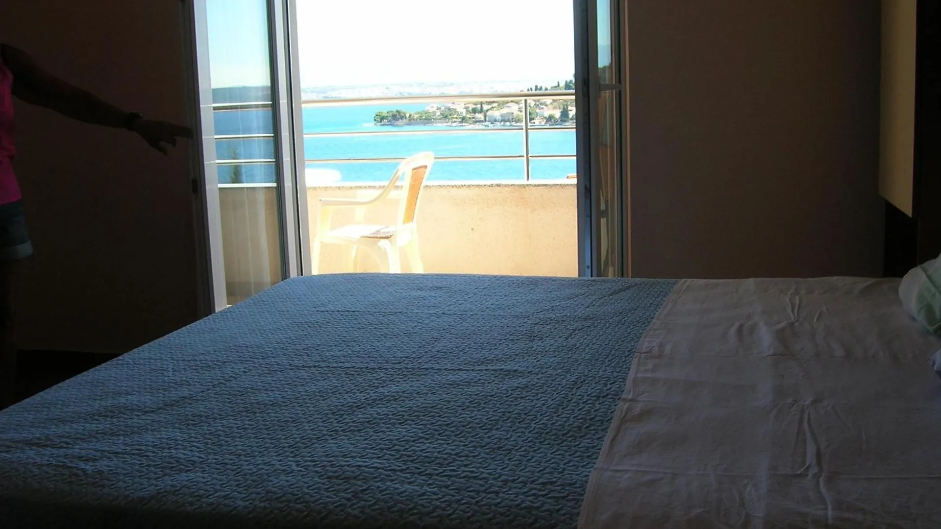 Family Friendly Apartments With A Swimming Pool Kali, Ugljan - 23026 Croatia