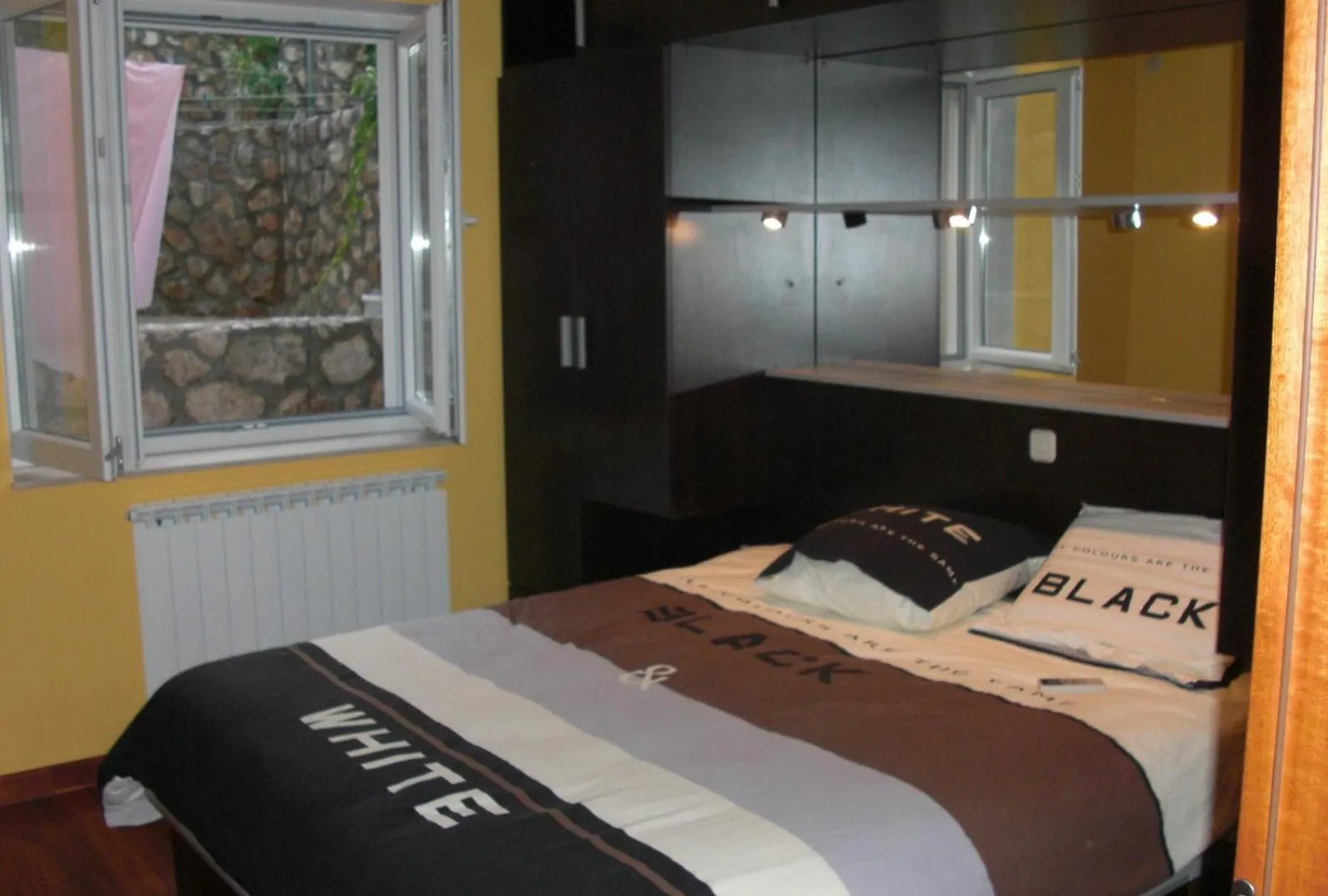 Family Friendly Apartments With A Swimming Pool Kali, Ugljan - 23026 Croatia