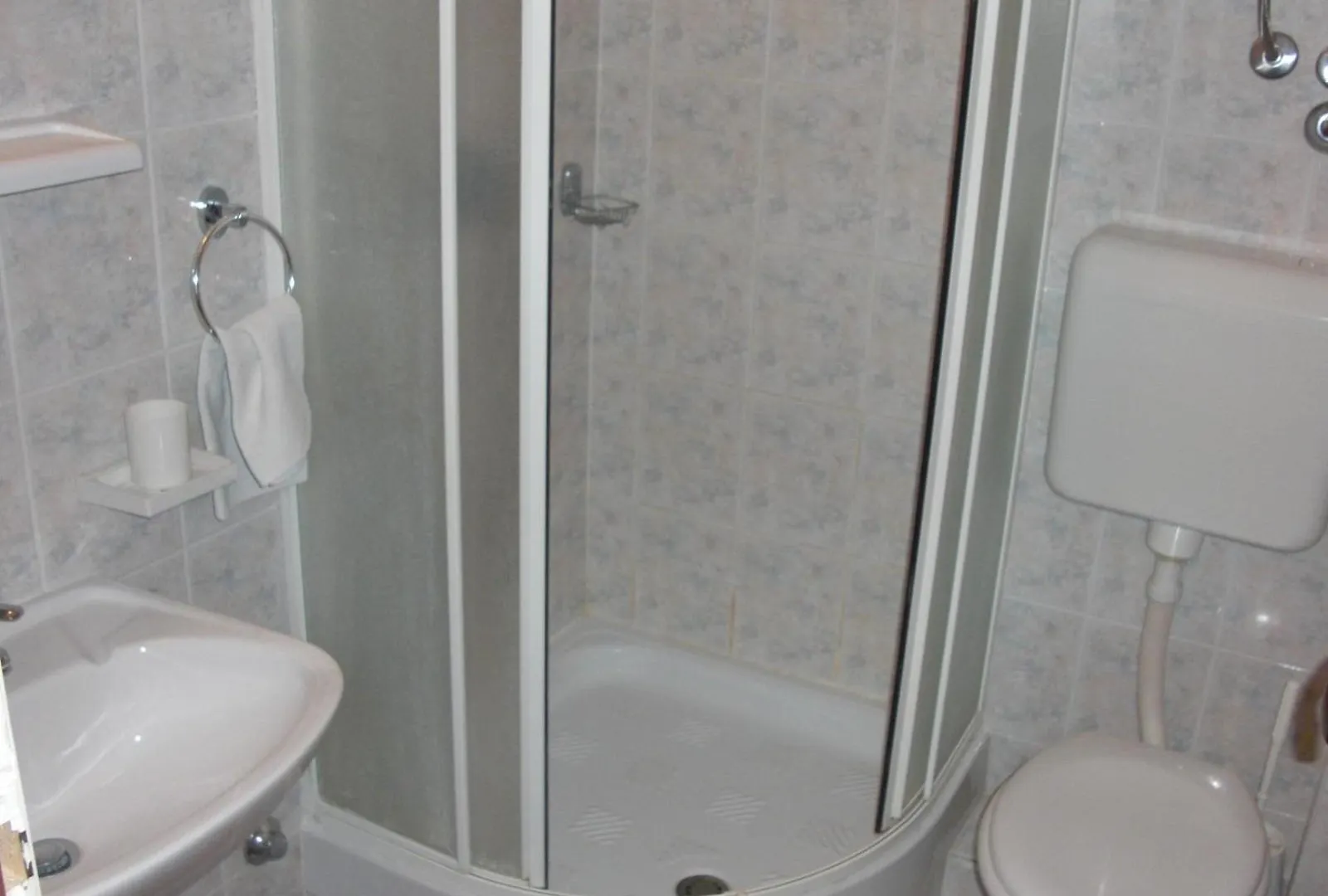 Family Friendly Apartments With A Swimming Pool Kali, Ugljan - 23026