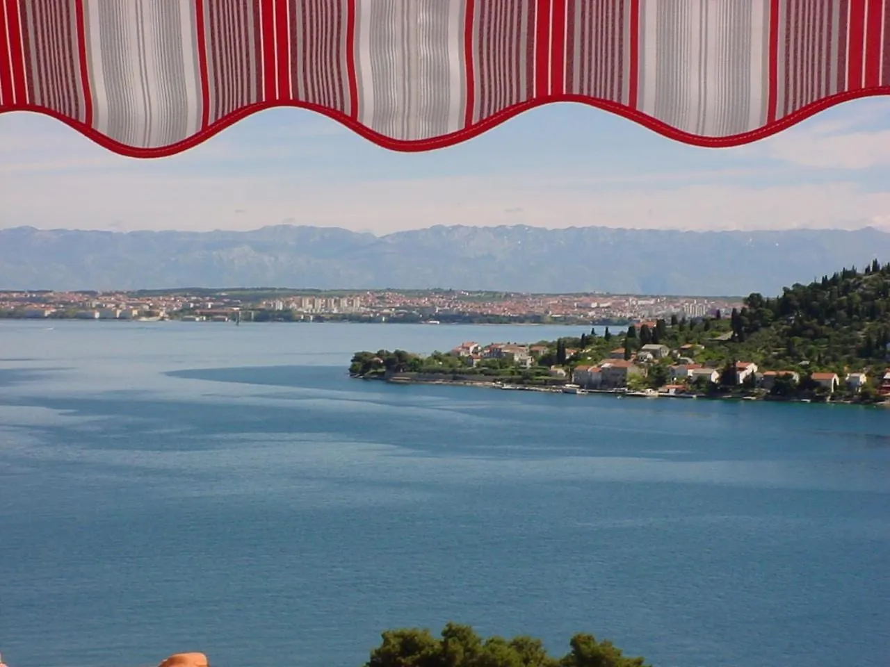 Family Friendly Apartments With A Swimming Pool Kali, Ugljan - 23026  カリ