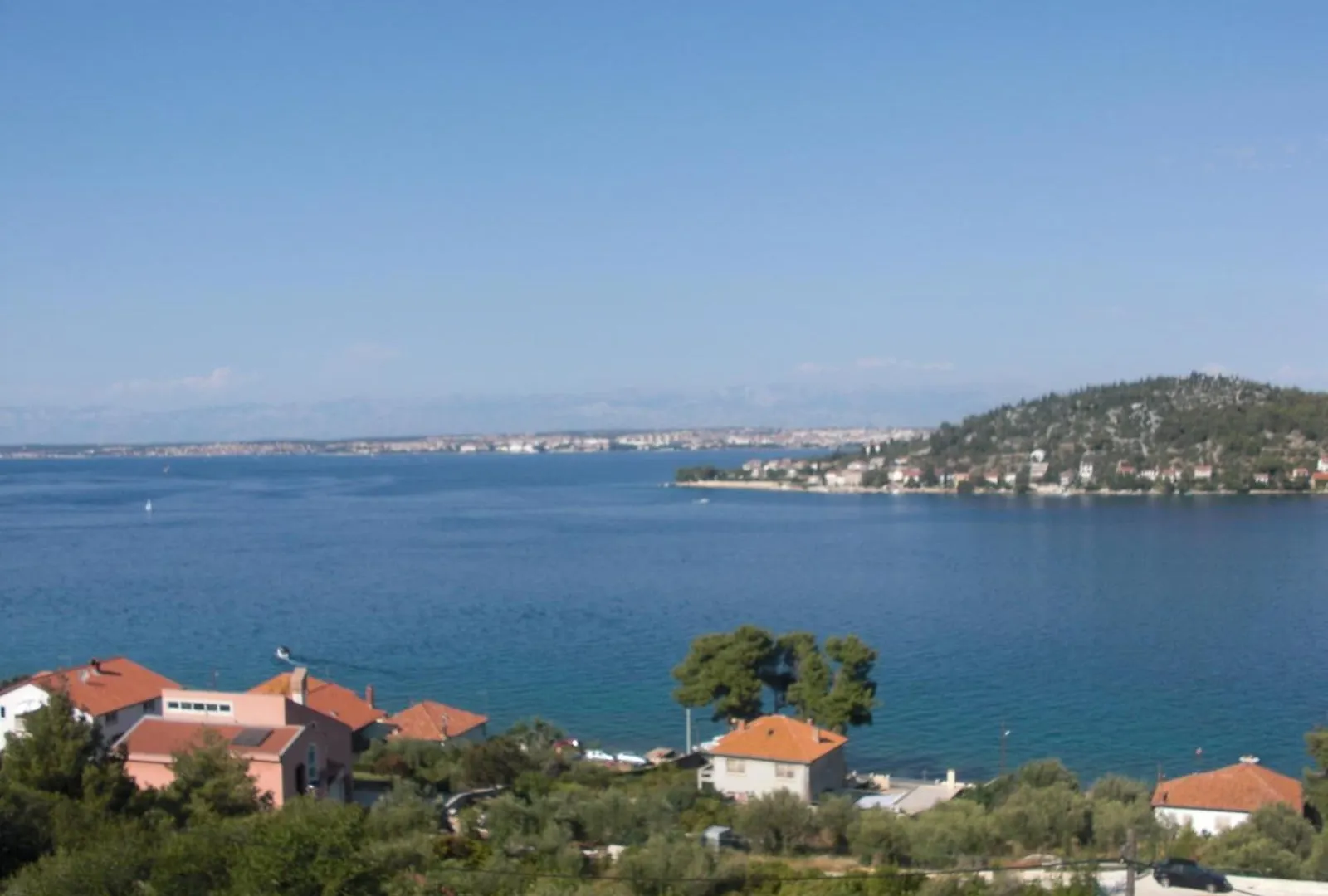 Family Friendly Apartments With A Swimming Pool Kali, Ugljan - 23026