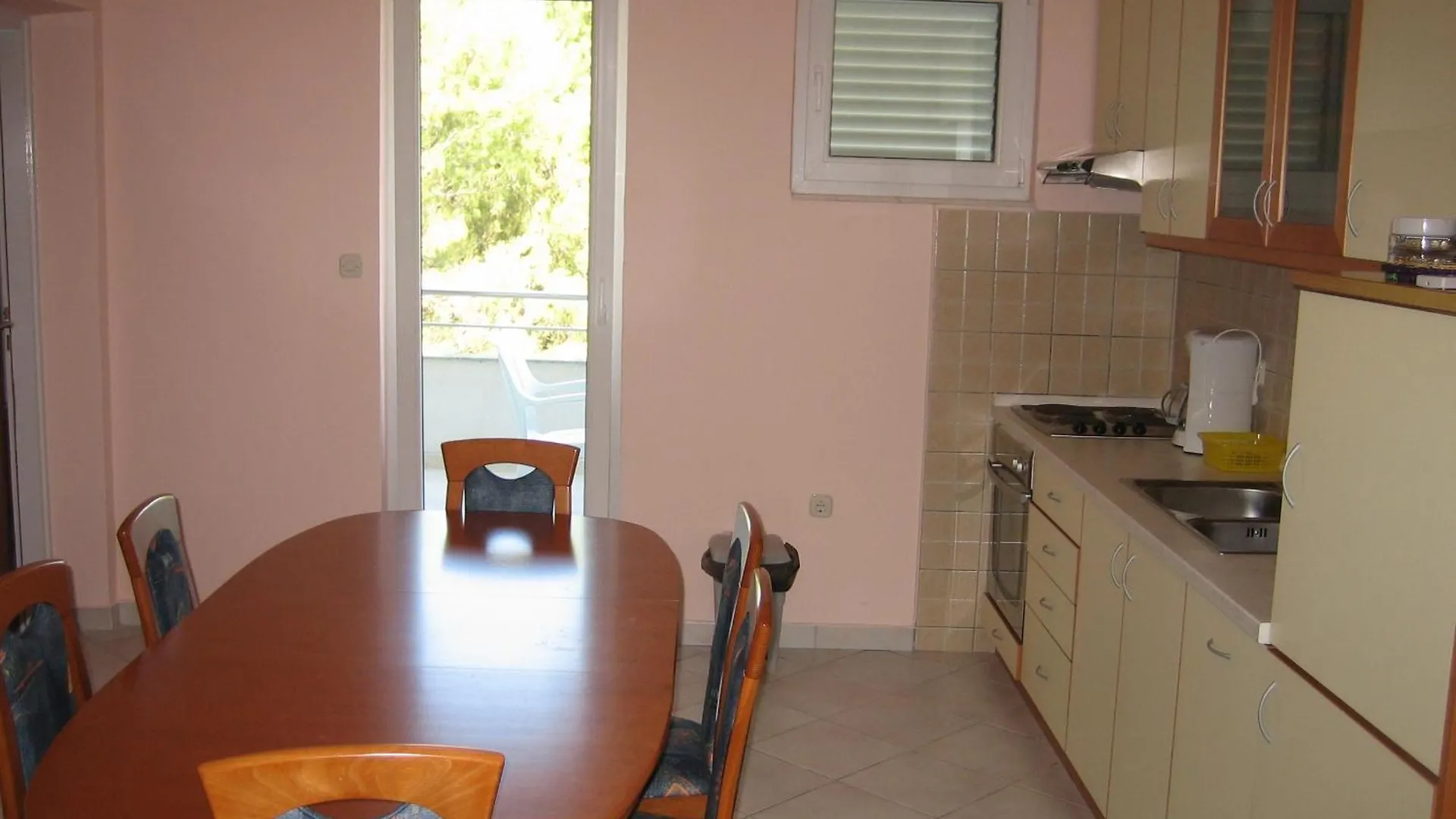 Family Friendly Apartments With A Swimming Pool Kali, Ugljan - 23026