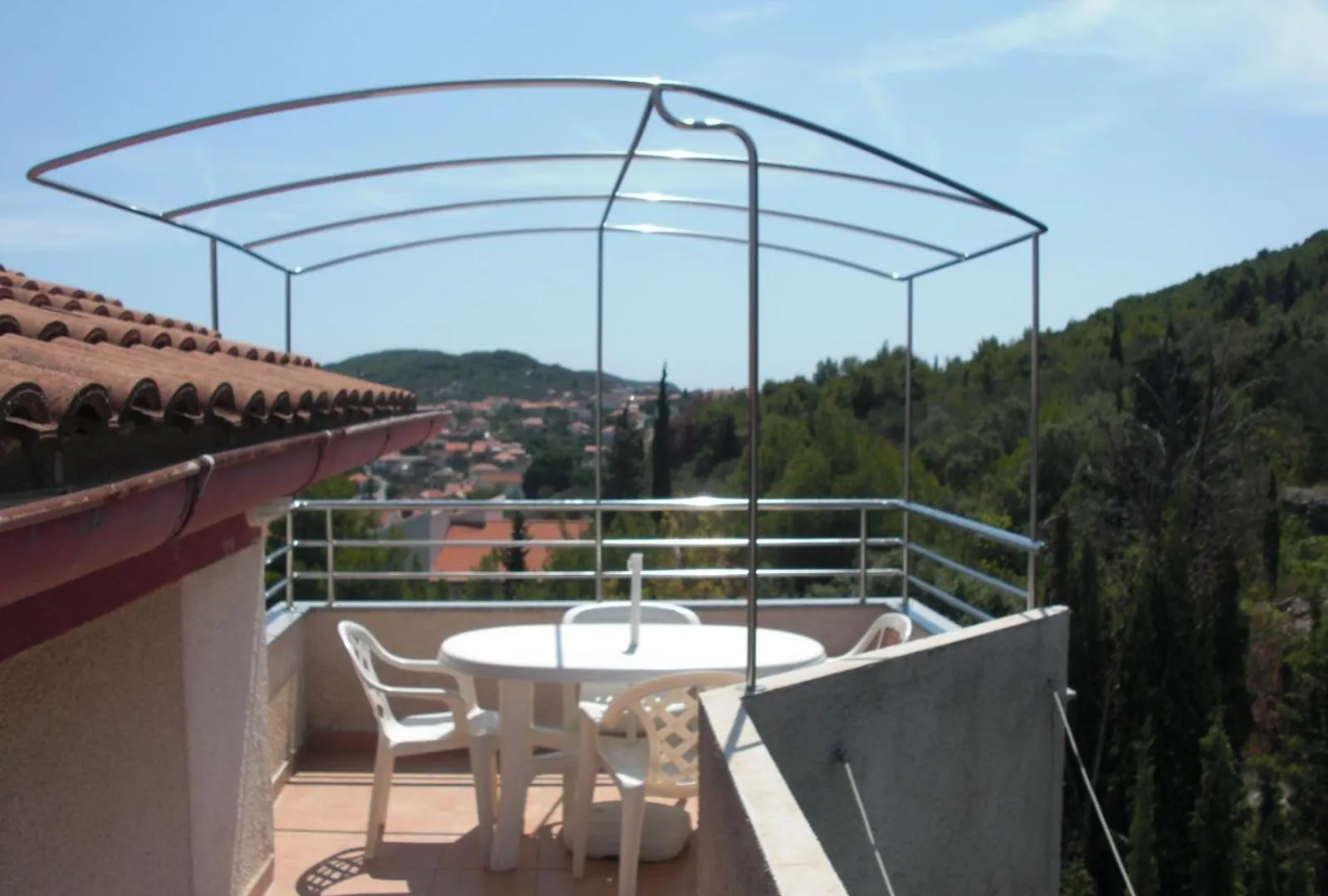 Family Friendly Apartments With A Swimming Pool Kali, Ugljan - 23026